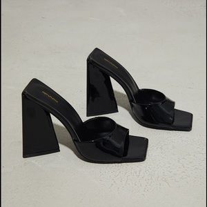 Women’s pretty little thing peep toe sandal